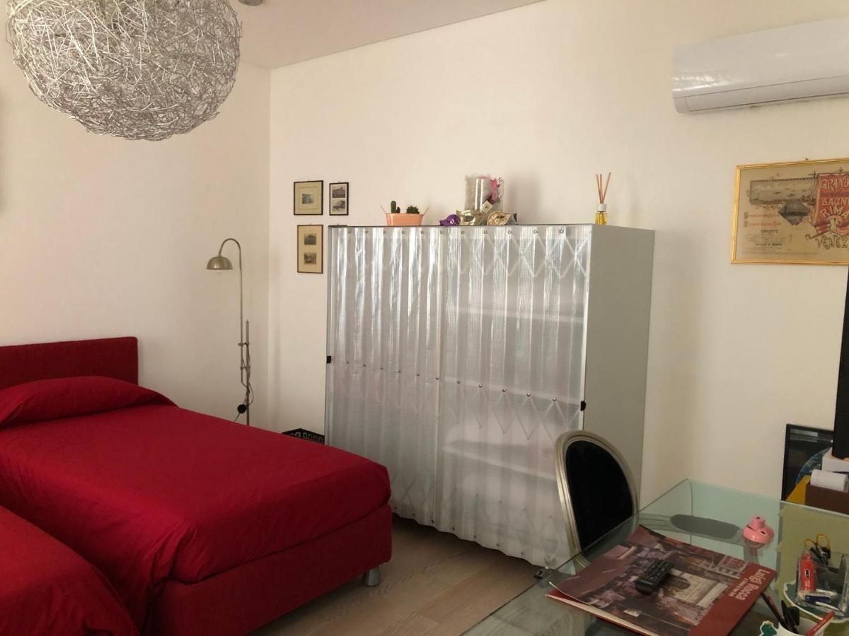 Ghetto Modern Apt For 4, Venice Apartman Kültér fotó