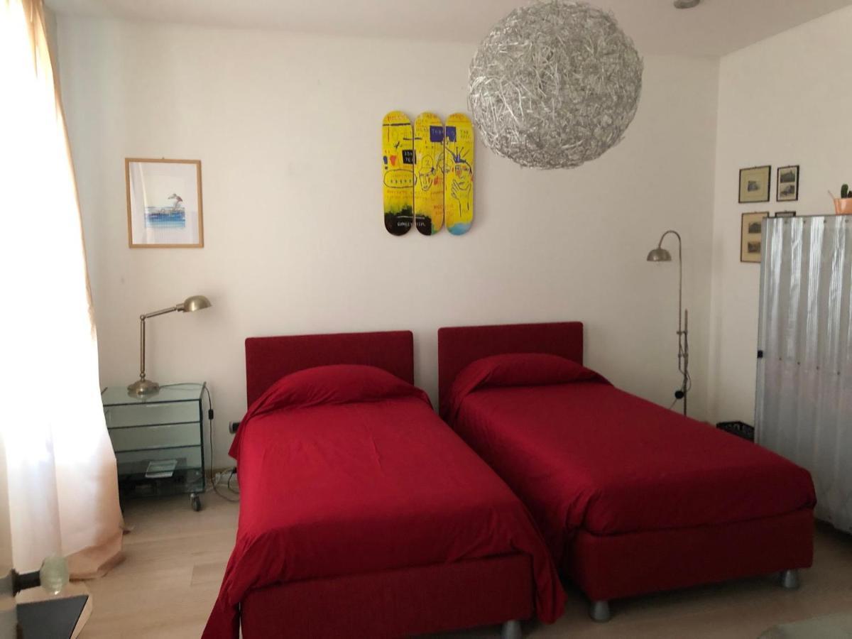 Ghetto Modern Apt For 4, Venice Apartman Kültér fotó