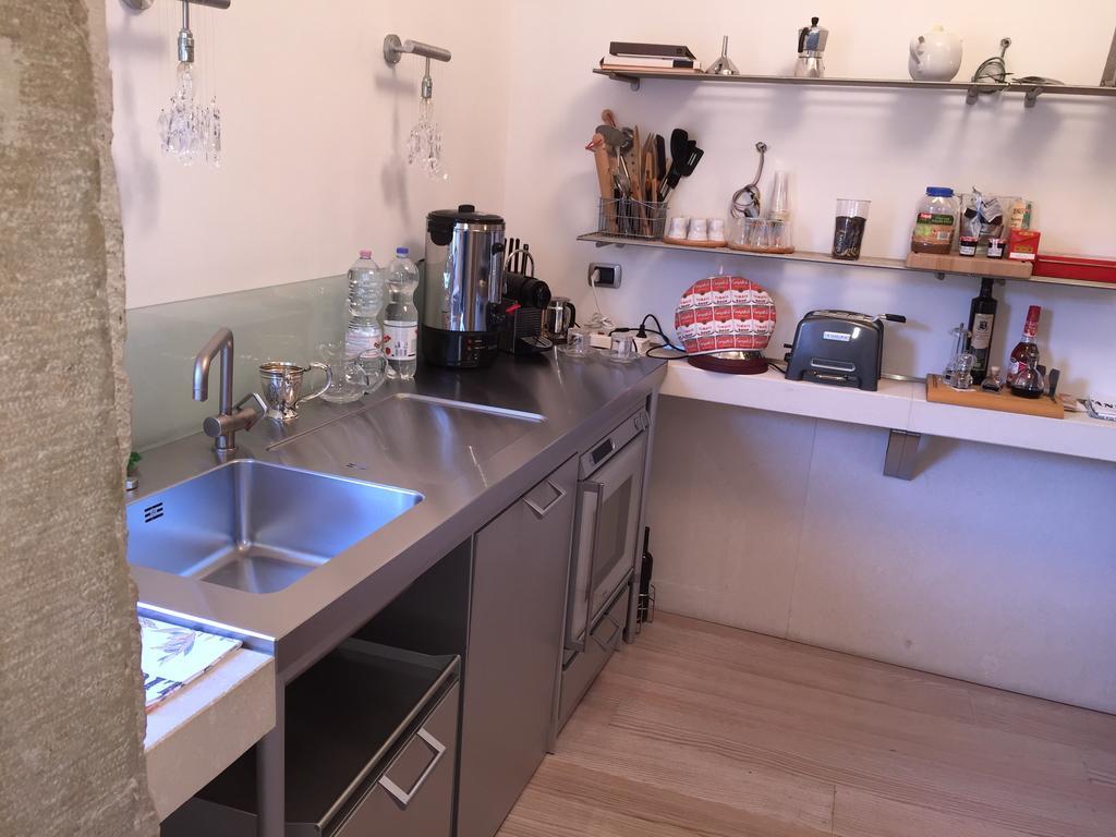 Ghetto Modern Apt For 4, Venice Apartman Kültér fotó