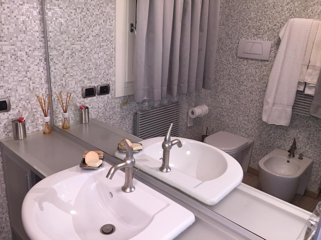 Ghetto Modern Apt For 4, Venice Apartman Kültér fotó