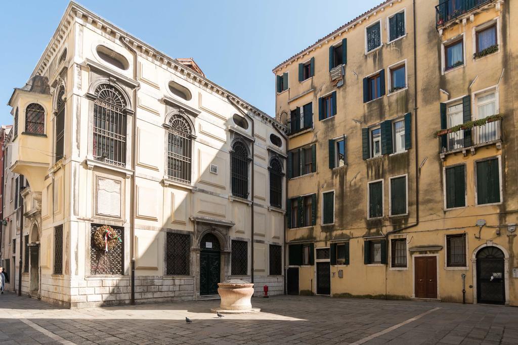 Ghetto Modern Apt For 4, Venice Apartman Kültér fotó